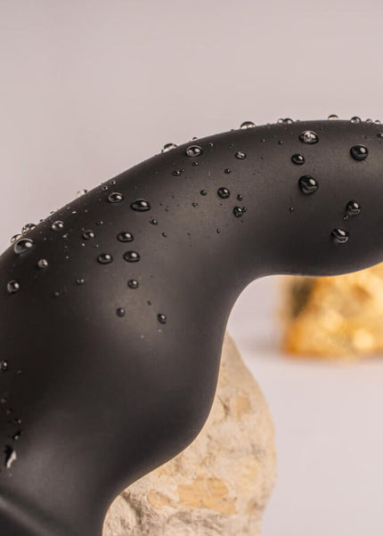 ROCKS-OFF - RO-ZEN RRO PLUG ANALE CON ANELLO VIBRANTE PER IL PENE NERO