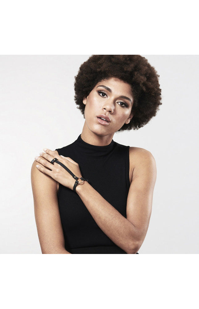 BIJOUX - INDISCRETS BRACCIALE MAZE/IMBRAGATURA A MANO NERO