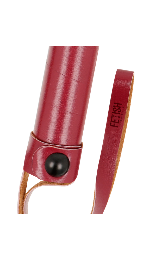 FETISH SOTTOMESSO CAMERA OSCURA - FRUSTA IN PELLE VEGANA